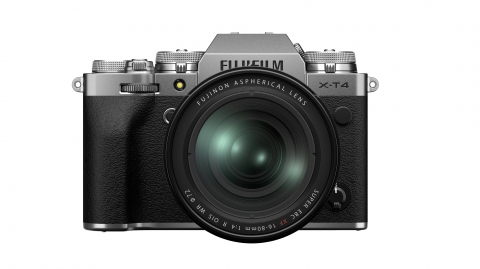Fujifilm X-T4 váz + XF 16-80mm f/4 R OIS WR (fekete/ezüst)