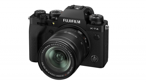 Fujifilm X-T4 + XF 18-55mm f/2,8-4 R LM OIS (fekete/ezüst)